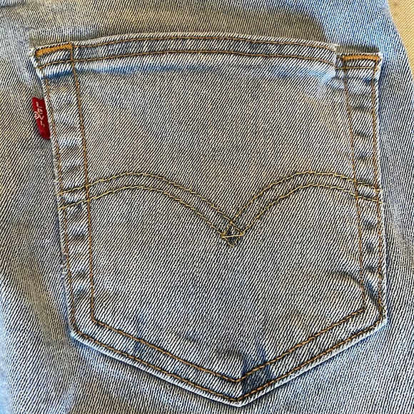 Levi 511 Light Wash Blue Jeans - 32W 29L - Picture 3 of 11